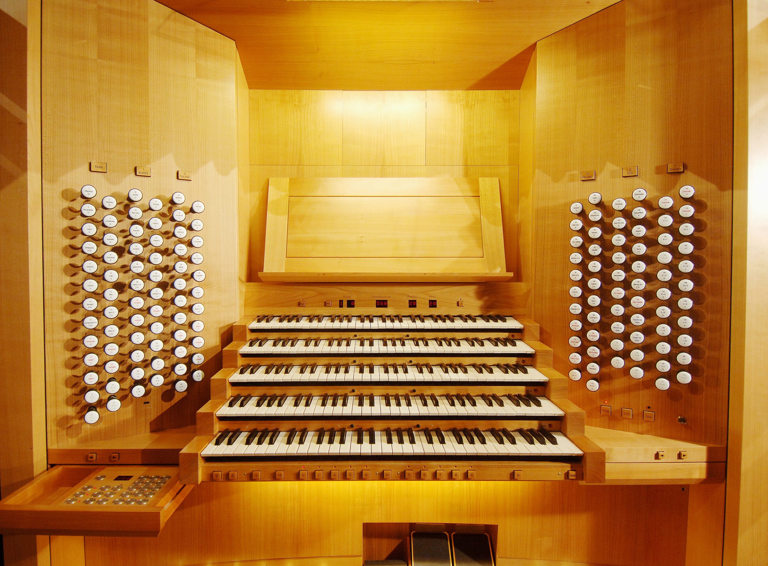 Neue Philharmonie, Budapest [Ungarn] Werkstätte für Orgelbau